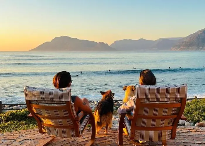 Family & Pet Friendly Beach House, Kommetjie