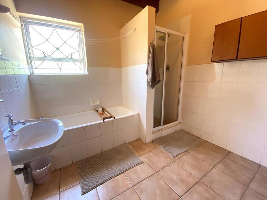 Ferienhaus Family & Pet Friendly House, Kommetjie *
