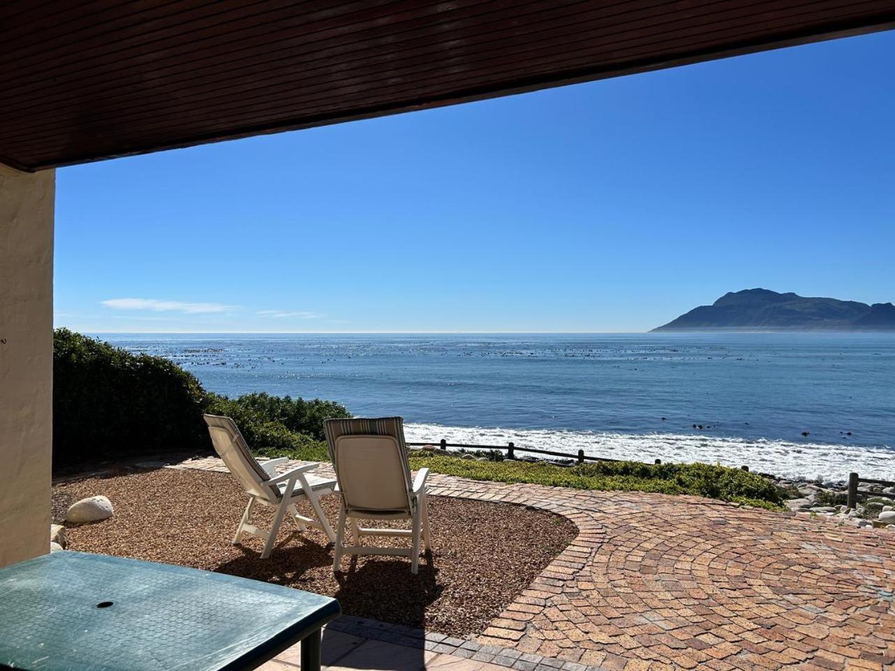 Family & Pet Friendly House, Kommetjie Ferienhaus